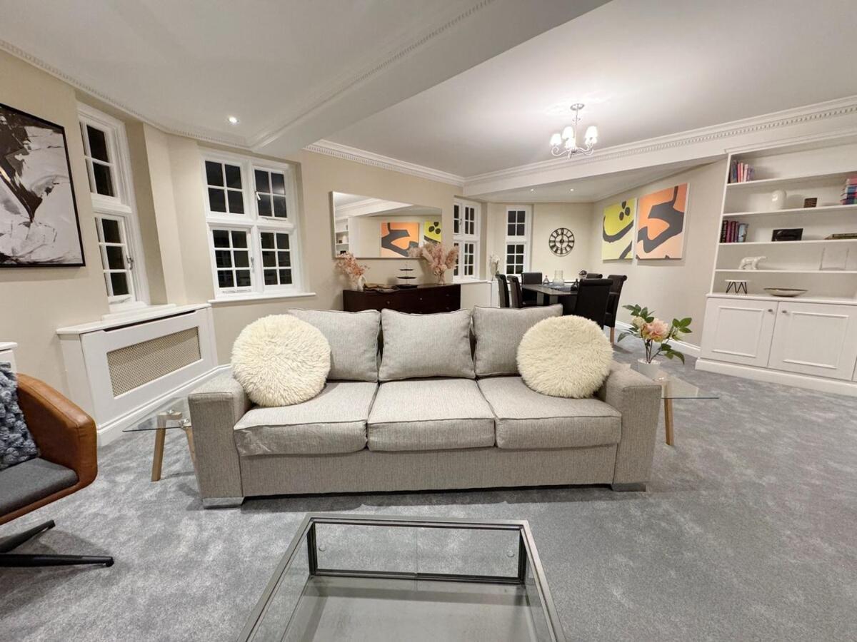Spacious Penthouse Near Baker St Apartment London